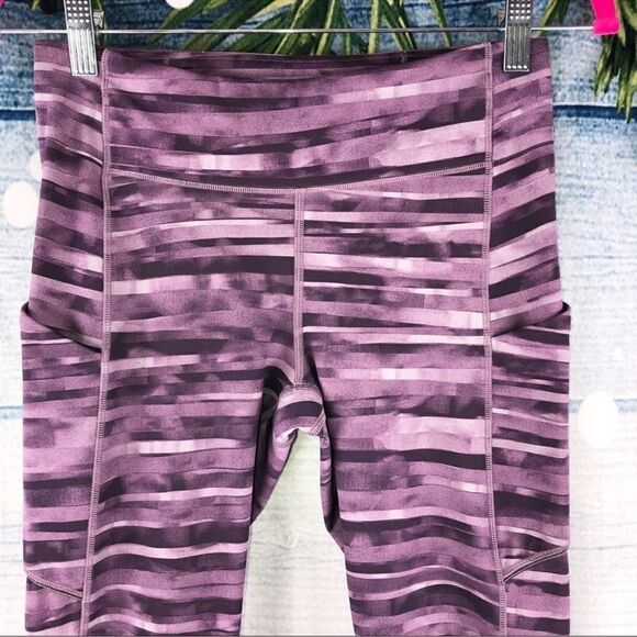 Lululemon Speed Up Crop 21" in Shadowed Smoked Mullberry Size 6 - Picture 4 of 7